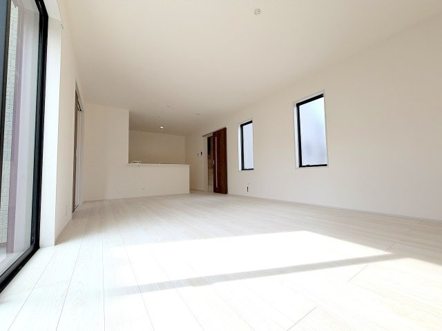 あきる野市野辺　全２棟　新築分譲の居間・リビング