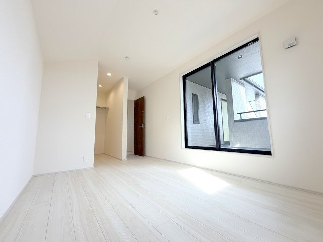 あきる野市野辺　全２棟　新築分譲の洋室