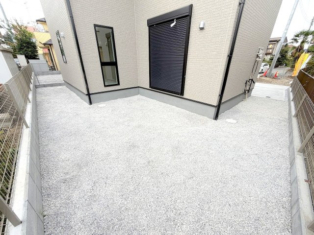 あきる野市野辺　全２棟　新築分譲の庭