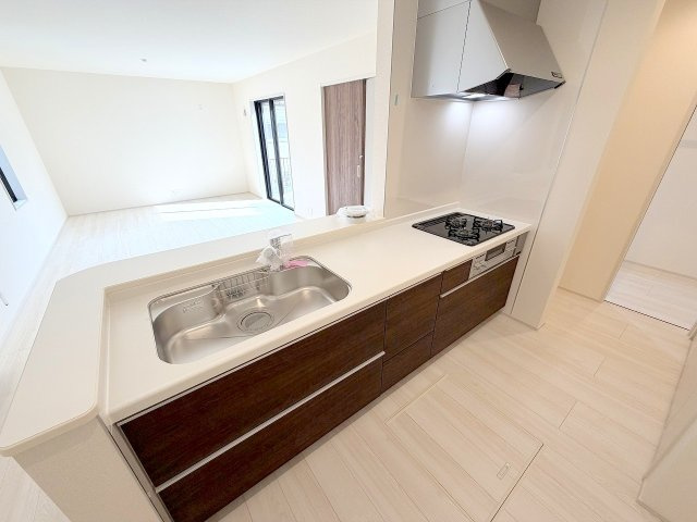 あきる野市野辺　全２棟　新築分譲のキッチン