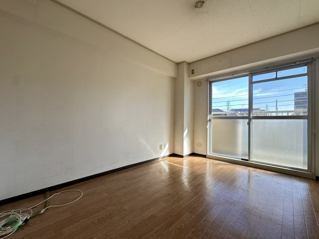 おりおのサニーハイツの洋室