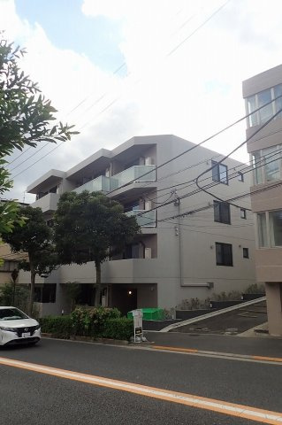 ファビオ東大前の外観