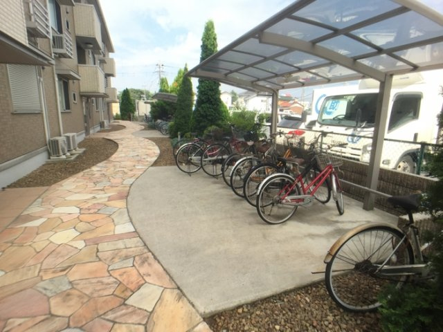 ロイヤルソフィアのその他共用部分|駐輪場