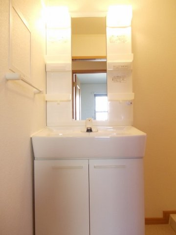 ヴェルデ春日井の洗面所|忙しい朝には欠かせない洗面所です