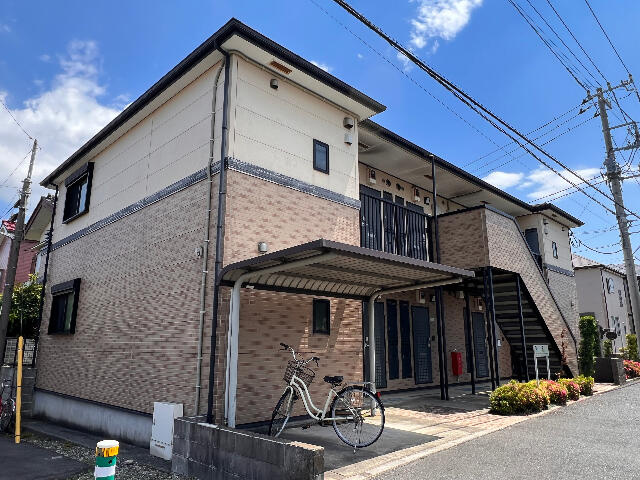 越谷市大字下間久里のアパートの画像