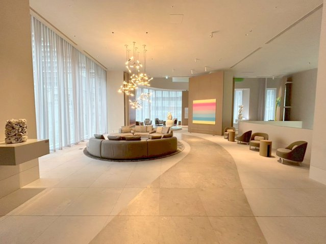 Brillia　Tower堂島のロビー