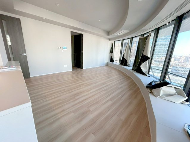 Brillia　Tower堂島の居間・リビング