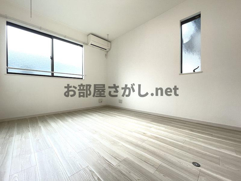 プランドールTC東長崎【木目調でシックなコンパクトアパート／11月下旬入居可】の内装