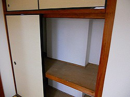 六甲台マンションの収納