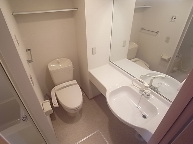 憩ハイツの洗面所