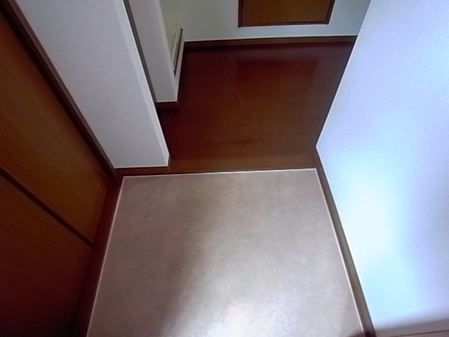 シャルマンコート北野の玄関