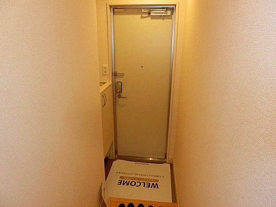 セジュール下山手通の玄関