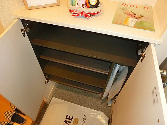 セジュール下山手通の玄関