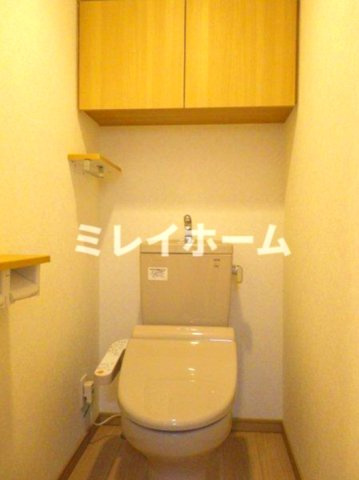 ルーブル蒲田南伍番館のトイレ|同建物内別のお部屋の参考写真になります。