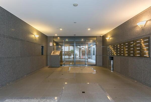 ルーブル蒲田南伍番館のロビー