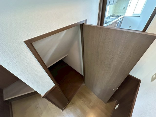 住吉宮町3丁目貸戸建の収納