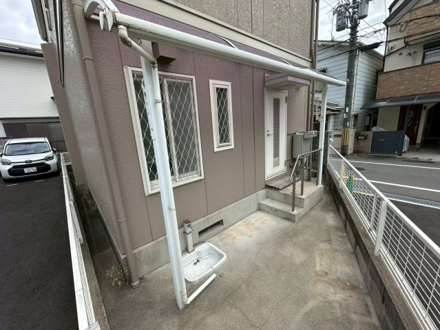 住吉宮町3丁目貸戸建のバルコニー