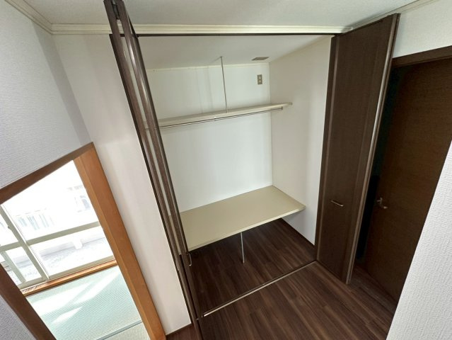 住吉宮町3丁目貸戸建の収納