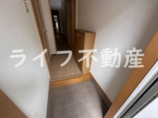 オーキッドスクエアの玄関|きれいな玄関です