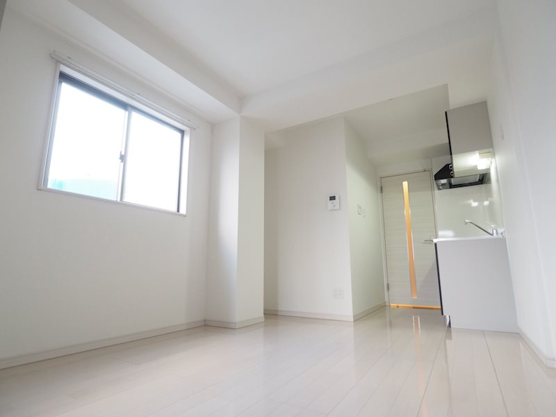 白基調の明るいリビング★