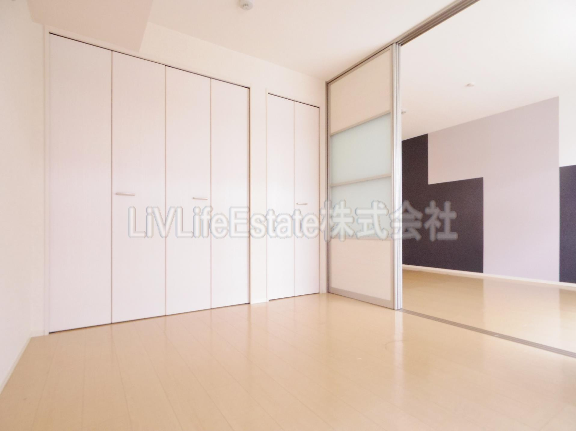 カームコートの寝室