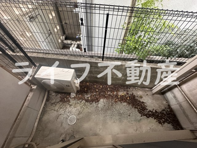 オーキッドスクエアのバルコニー