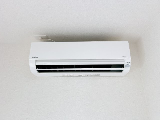 【冷暖房・空調設備】 | 筑紫野市大字山家　戸建て | エアコン設置済みなので入居してすぐから快適に過ごせます