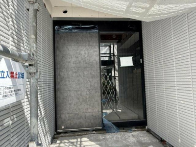 【エントランス】 | LeBois中野