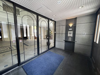 【エントランス】 | 安全に配慮されたオートロックマンションです