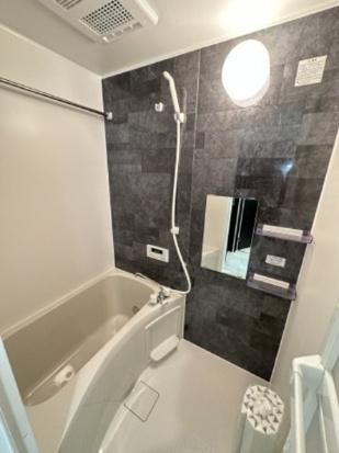 ドメーヌ西堀の浴室|コンパクトで使いやすいお風呂です