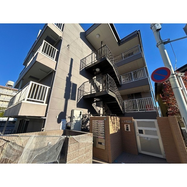 アーバンコート浦和の外観