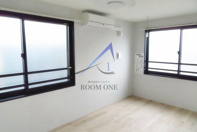 プラチナフォルム御嶽山の居間・リビング|洋室のお部屋です。