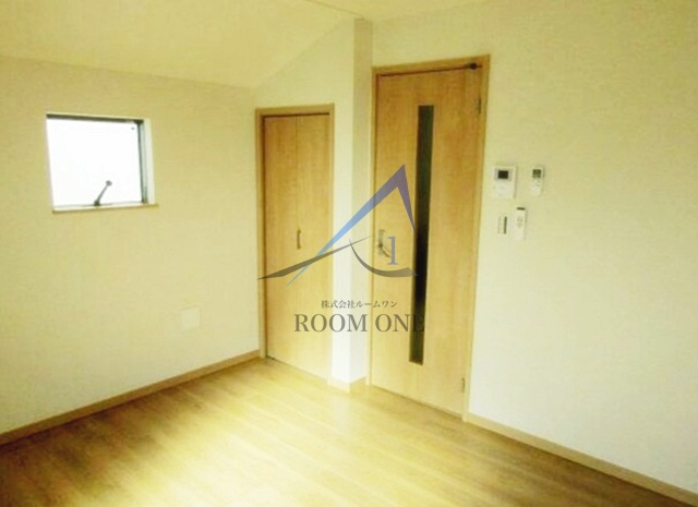 ヒルサイドテラス港南台の居間・リビング|洋室のお部屋です。