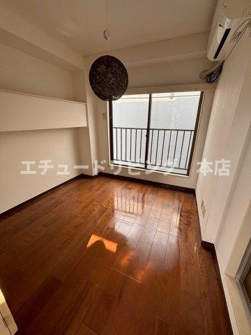 ペアパレス朝霞の居間・リビング