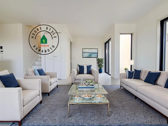 熊本市南区御幸西2丁目第4-3棟（4号棟）　の居間・リビング|明るく開放的なリビングダイニングは豊かな陽光が注ぎ込み、やすらぎの空間を演出してくれます。ご家族で楽しいひとときをお過ごし下さい。※家具はCGを合成したものです。