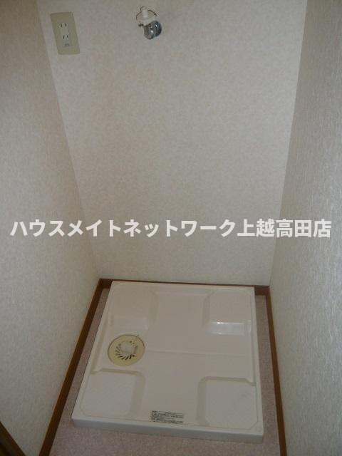 カーサ美和のその他|洗濯機置場
