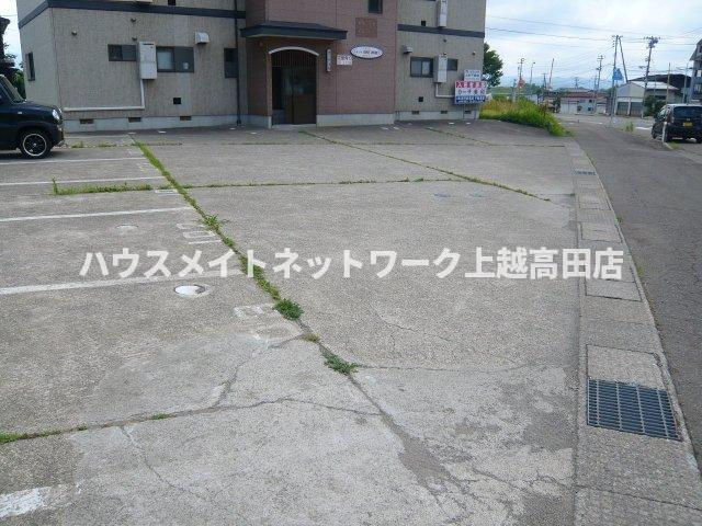 カーサ美和の駐車場|駐車場