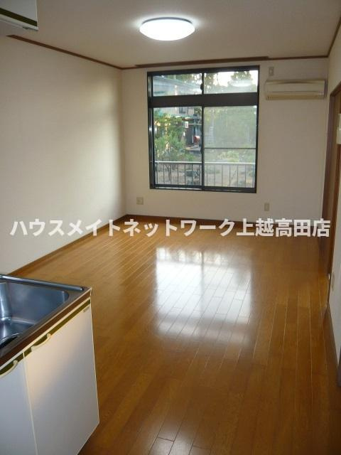 カーサ美和の居間・リビング|ＬＤＫ