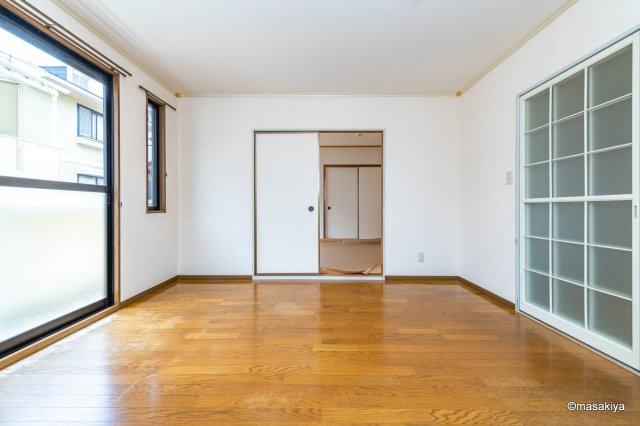 ライブタウン風間の居間・リビング