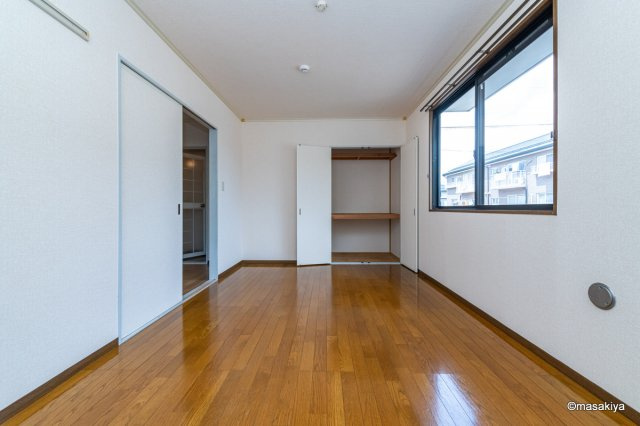 ライブタウン風間の居間・リビング