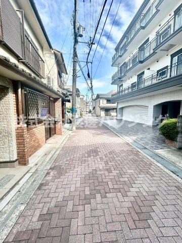 茨木市本町テラスハウスのエントランス