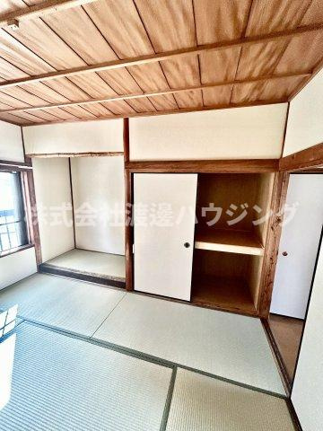 茨木市本町テラスハウスの収納