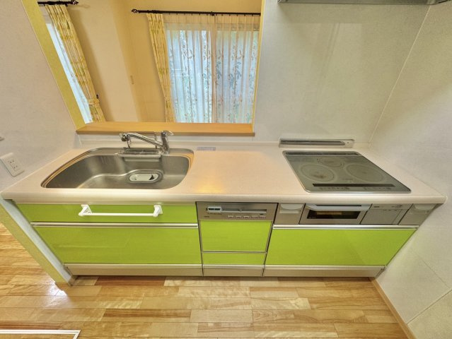 【オール電化】石岡市南台中古戸建(積水ハウス設計)のキッチン