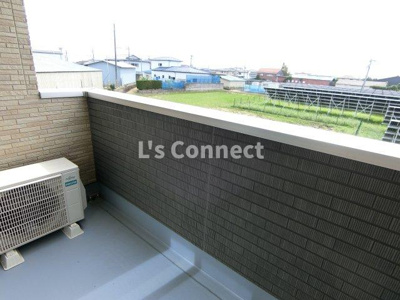 【バルコニー】 | カーサ　ステッラⅤ | ２階のお部屋で洗濯物もたくさん干せます。