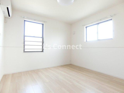 【その他】 | カーサ　ステッラⅤ | 北側洋室にもエアコン付き。