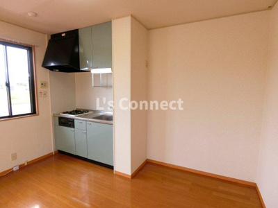 【その他】 | ドミトリー旭Ｂ | シンクの横には冷蔵庫スペース。