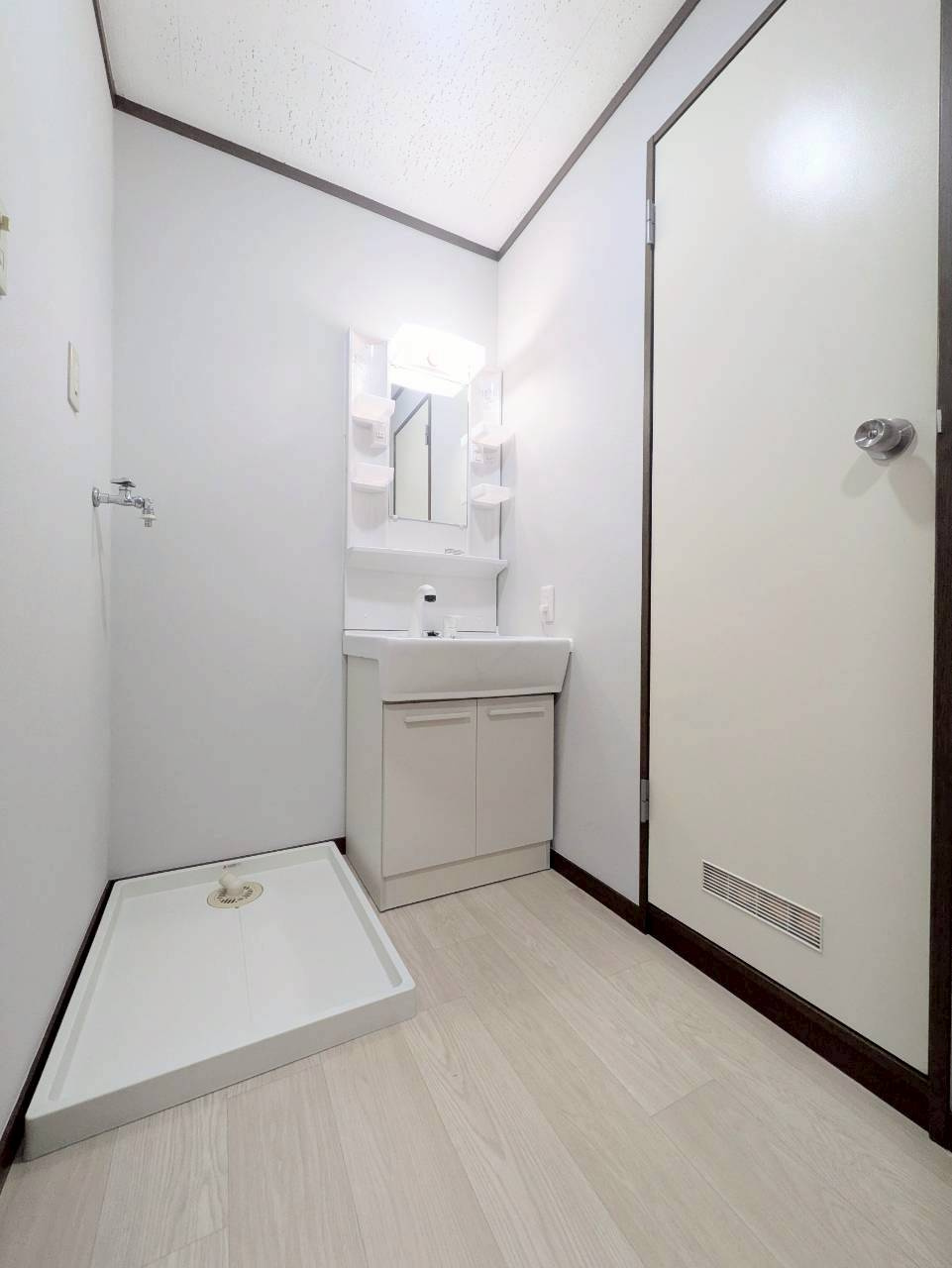 ベルセゾン本牧の洗面所