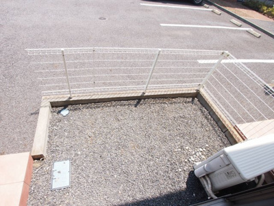 【庭】 | ジュネス G