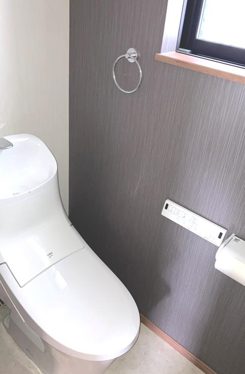 上水本町戸建のトイレ