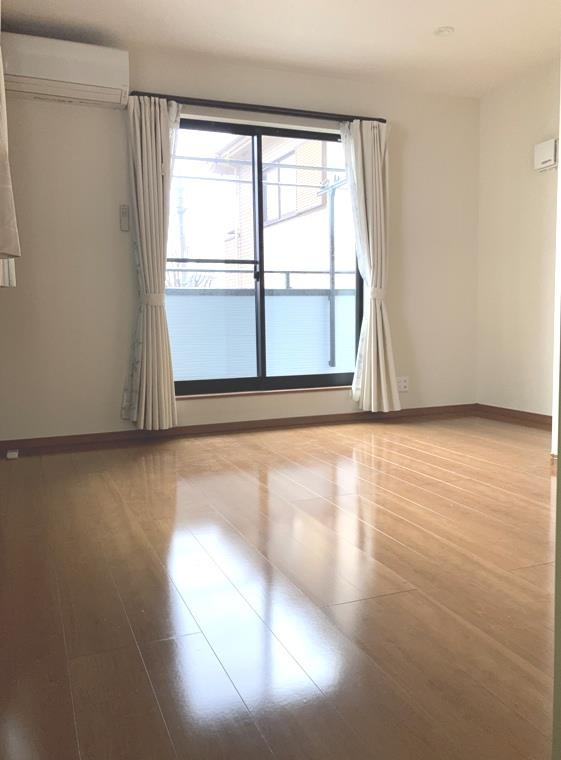 上水本町戸建の寝室